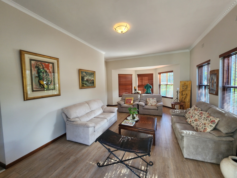 4 Bedroom Property for Sale in Panorama Western Cape